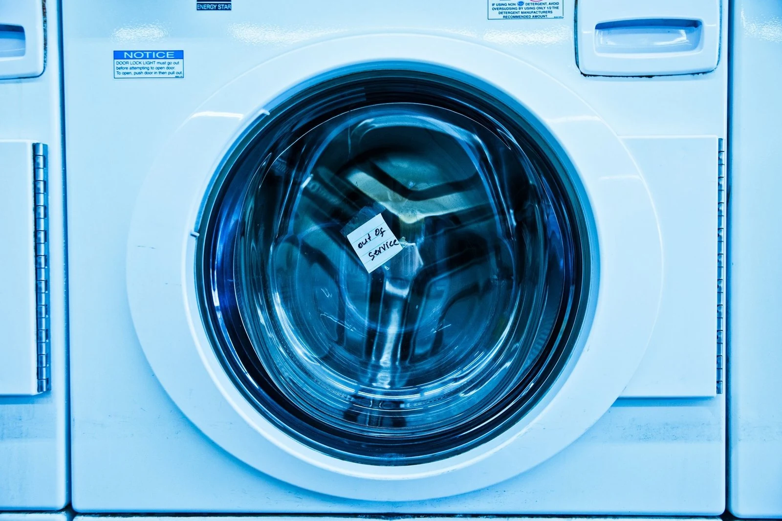 Lave-linge frontal présenté sur le site Benoit Liand Électroménager
